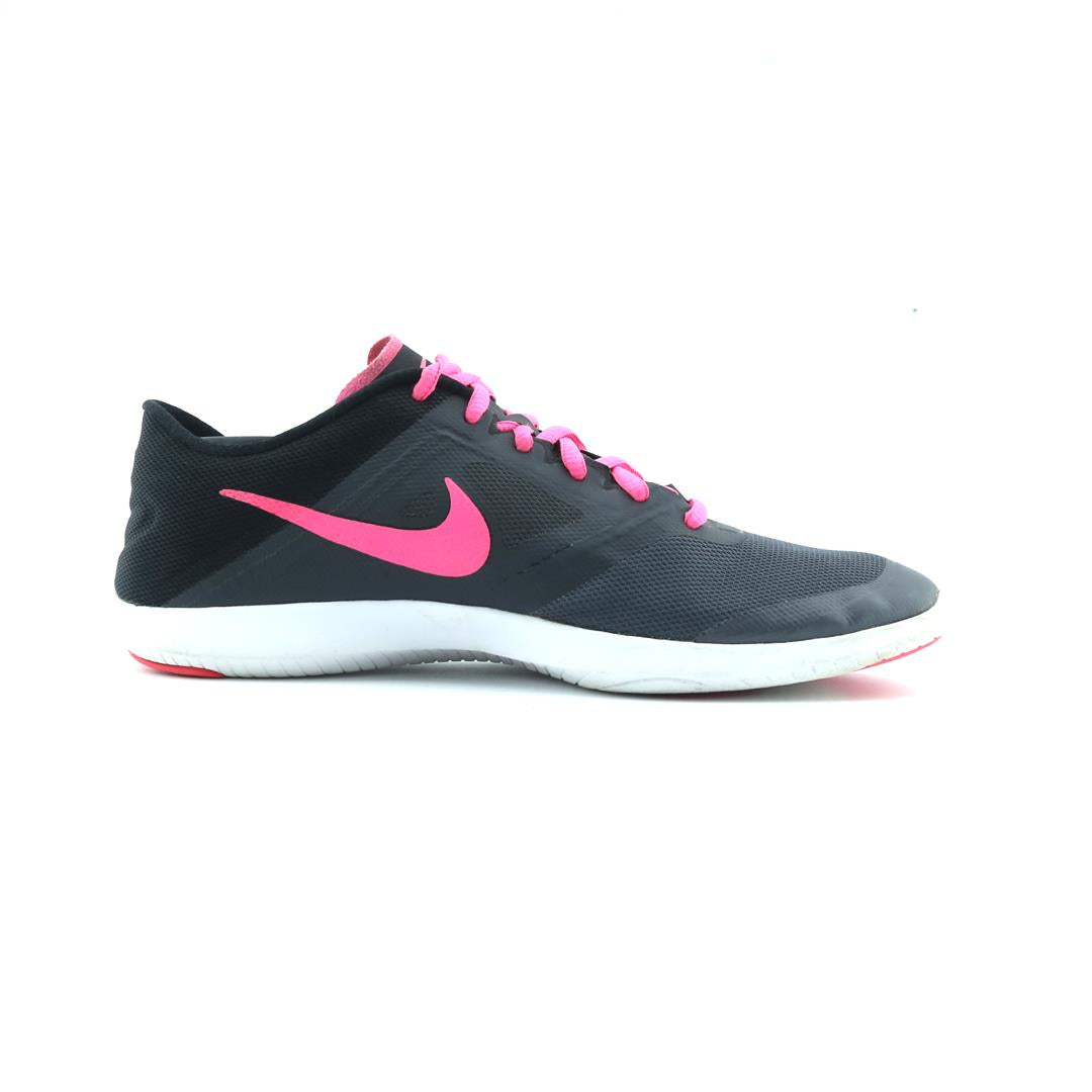 STUDIO TRAINER 2
