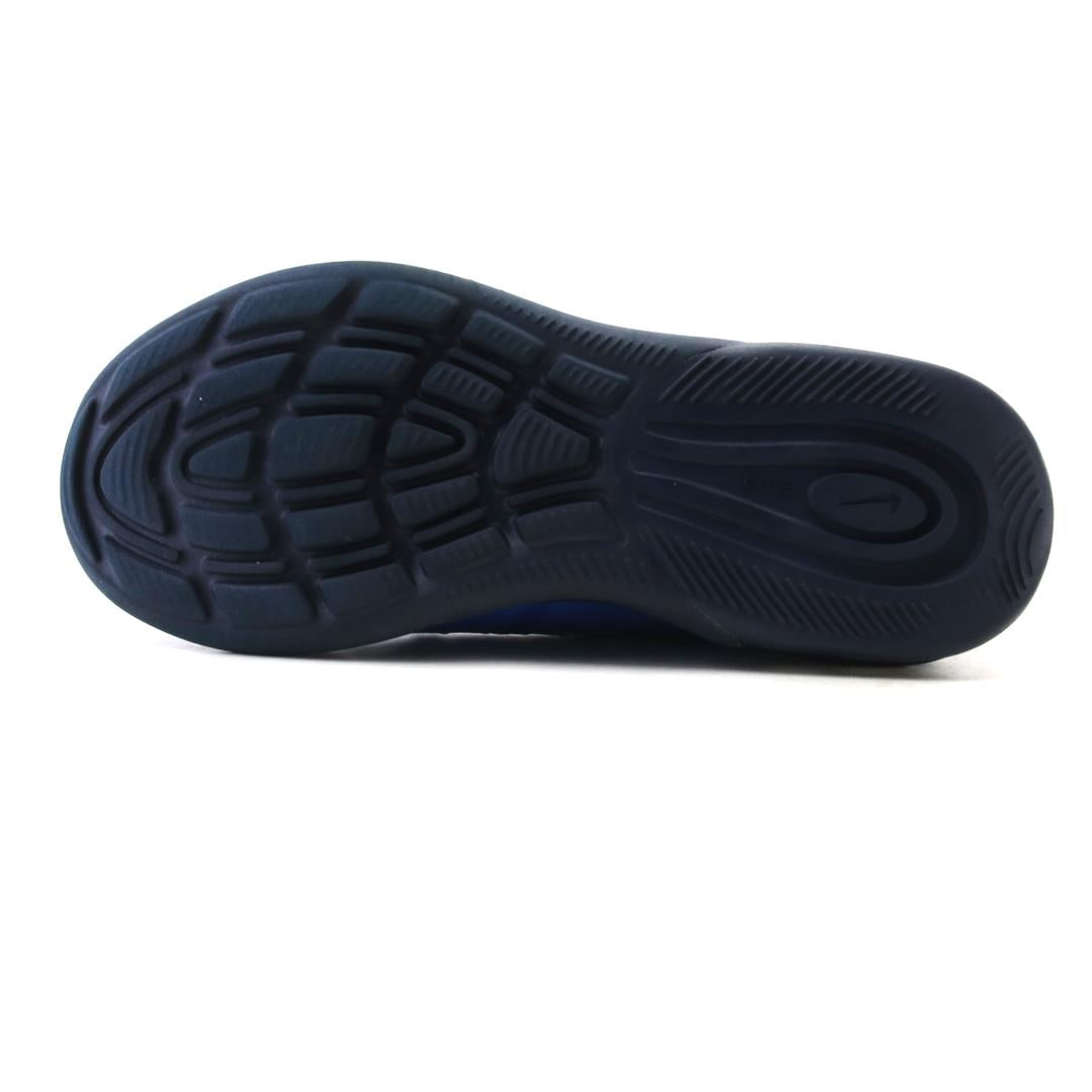AIR MAX AXIS