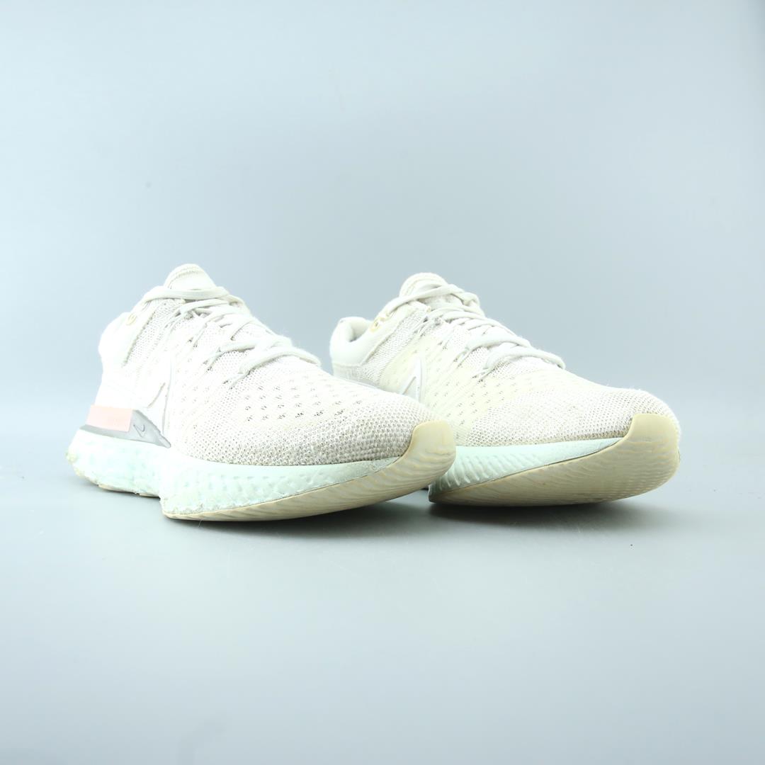 INFINITY RUN FLYKNIT 2