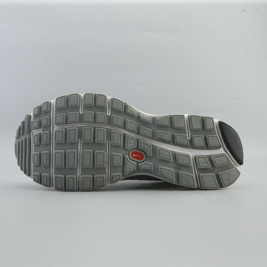 LIVESTRONG FLYWIRE