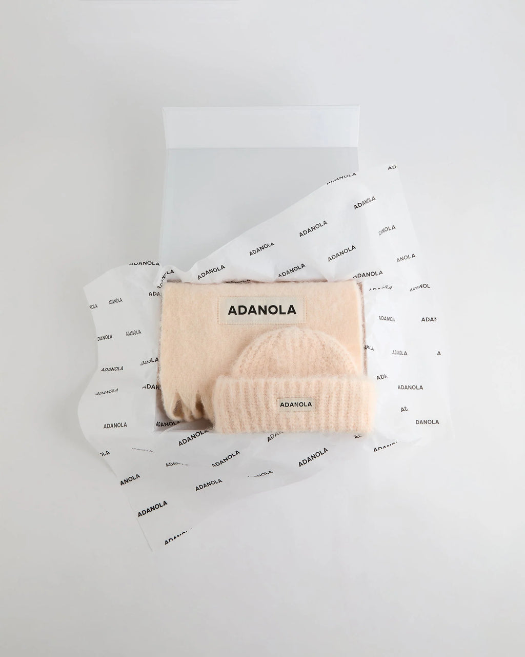 Box Set Beanie and Scarf - Light Pink