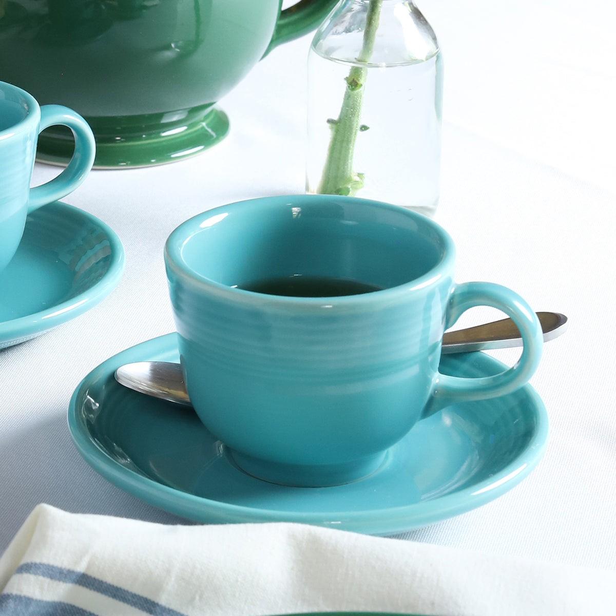 Retired Classic 7 3/4 OZ Tea Cup