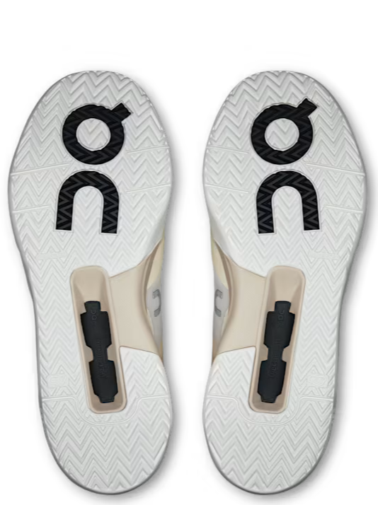 On The Roger Advge Pro Cream Black