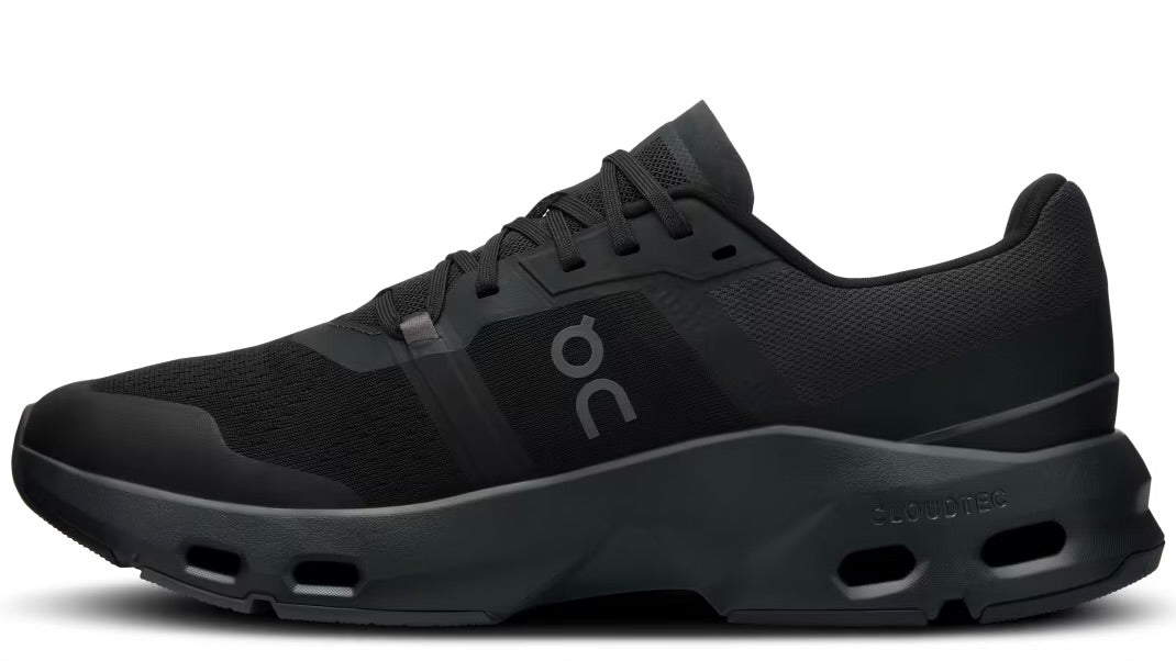 Running Cloudpulse Black Eclipse (M)