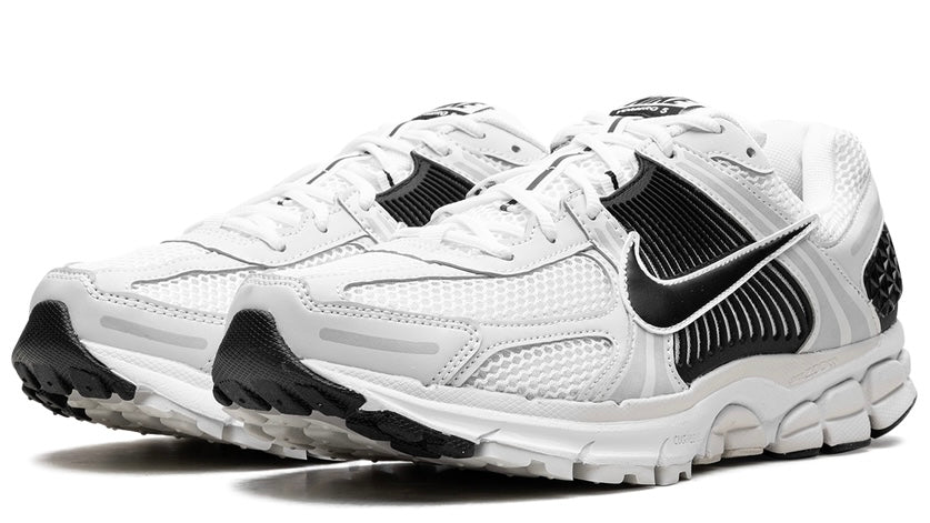 Zoom Vomero 5 ‘White Black’