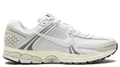 Zoom Vomero 5 Platinum Tint