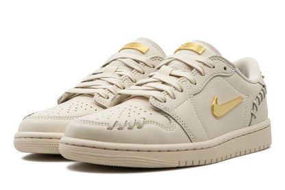1 Low "Method of Make" Metallic Gold (W)