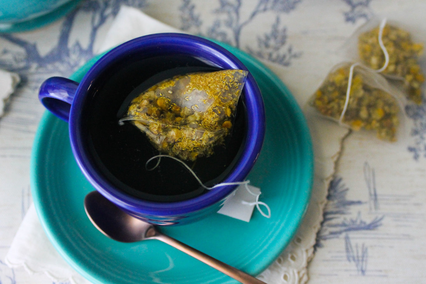 Retired Classic 7 3/4 OZ Tea Cup