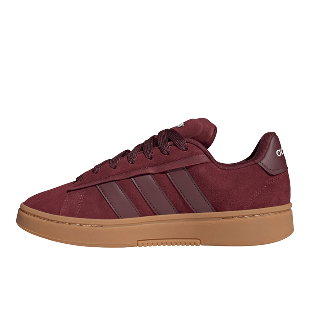 Grand Court Alpha 00s Lace Up Sneakers