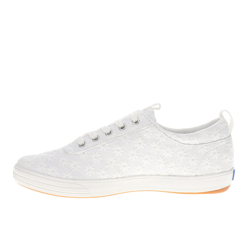 Center III Starburst Eyelet Slip On Sneakers
