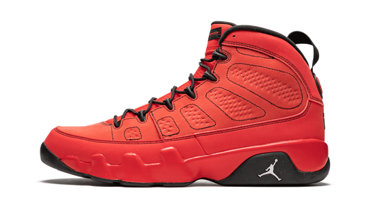 9 Retro "Motorboat Jones" 302370 645