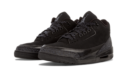 3 Retro "Black Cat" 136064 002