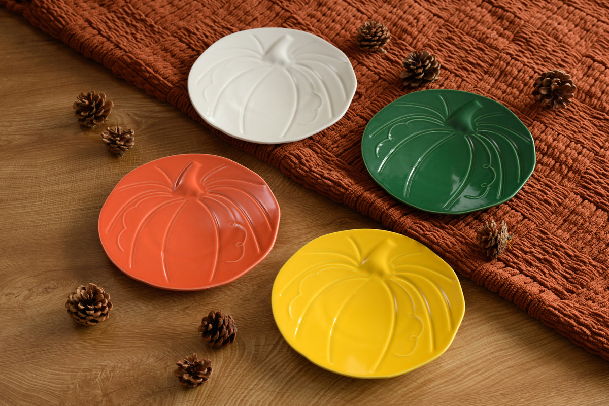 Pumpkin Shaped Plate 8 1/2 Inch