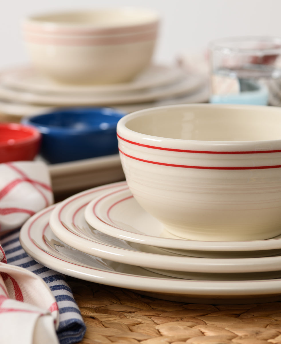 Americana Scarlet Band Classic Bistro 3-Piece Dinnerware Set, Service For 1