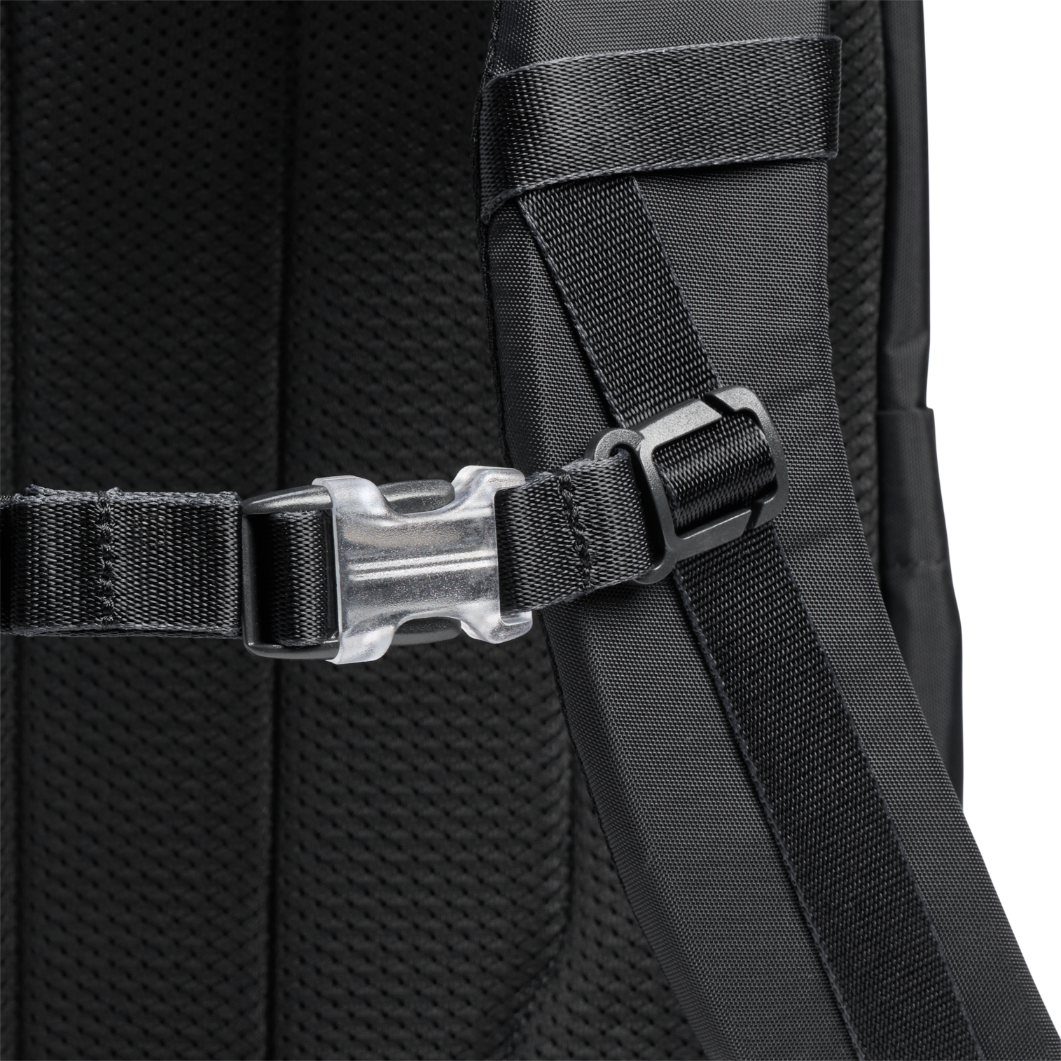 The Vitalize™ Backpack| 30.9 QT