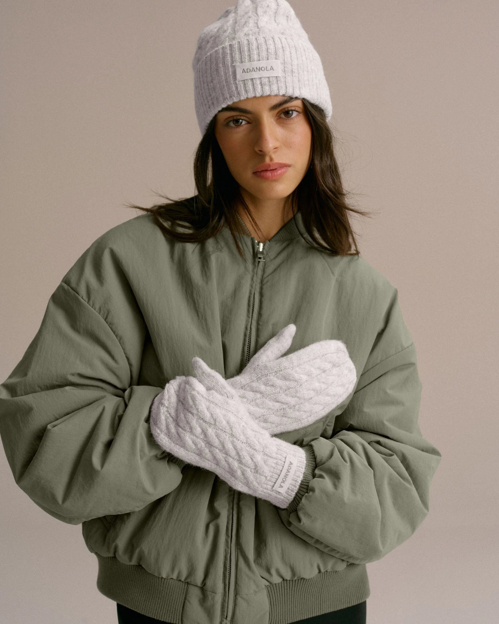 Cable Knit Mittens - Light Grey Melange