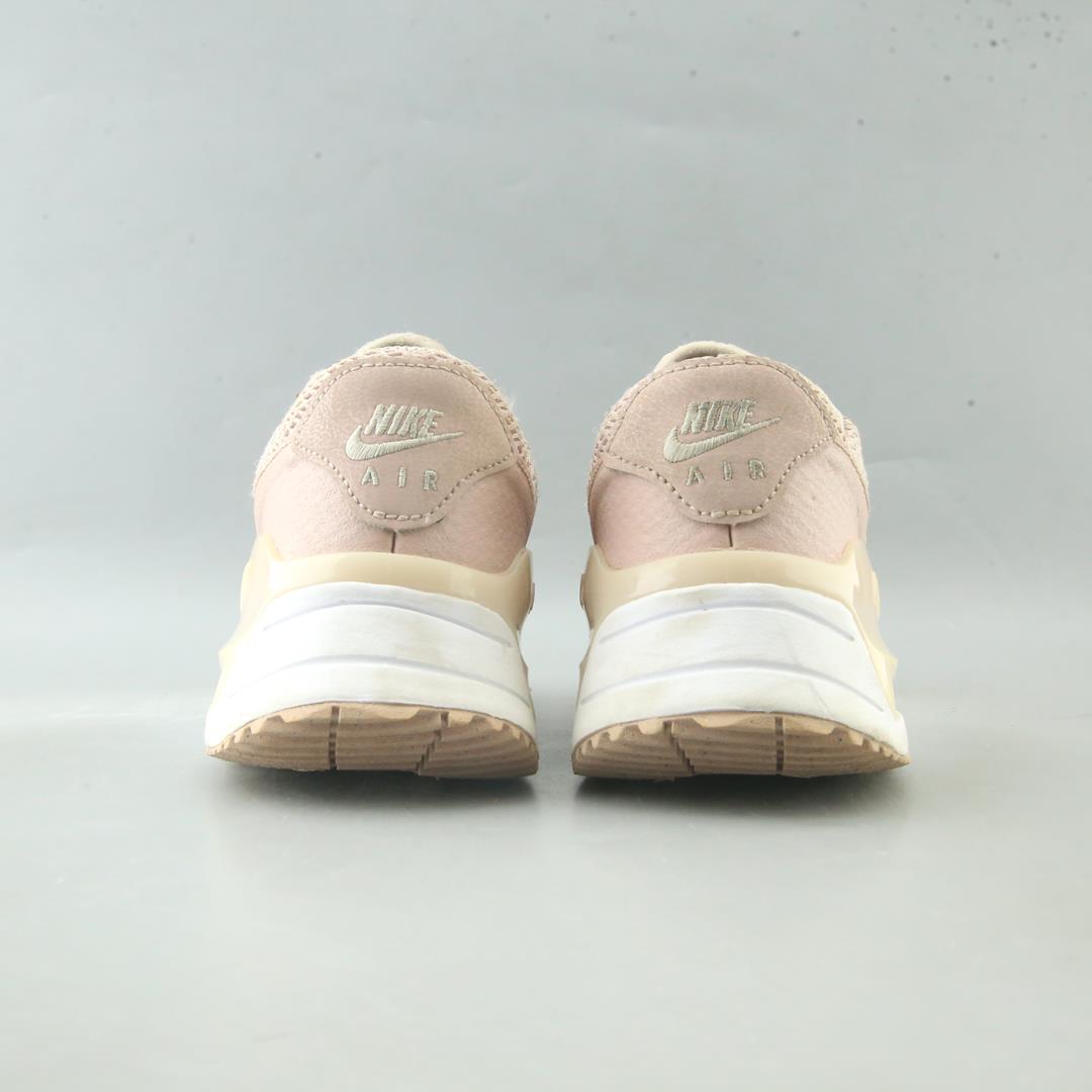 AIR MAX SYSTM
