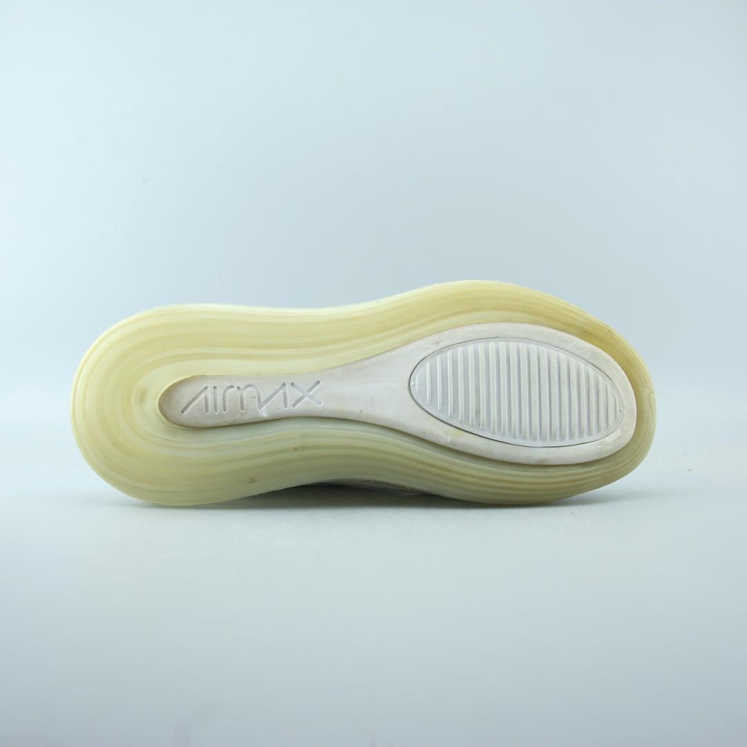 AIR MAX 720