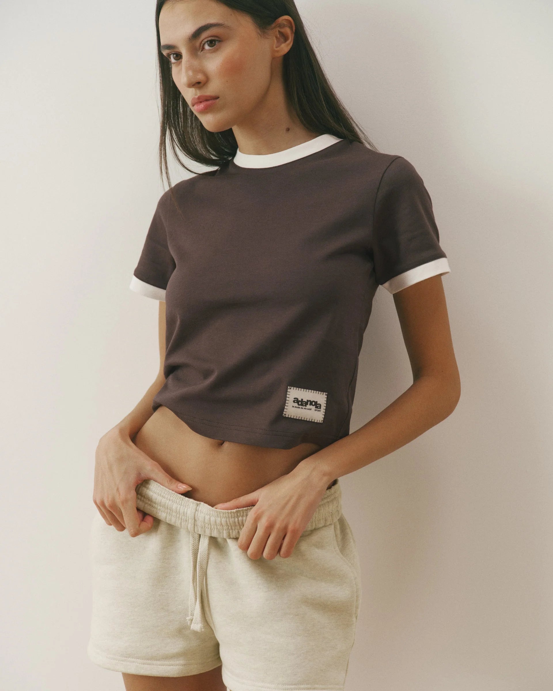 Contrast Detail Classic T-shirt - Coffee Bean/Marshmallow White