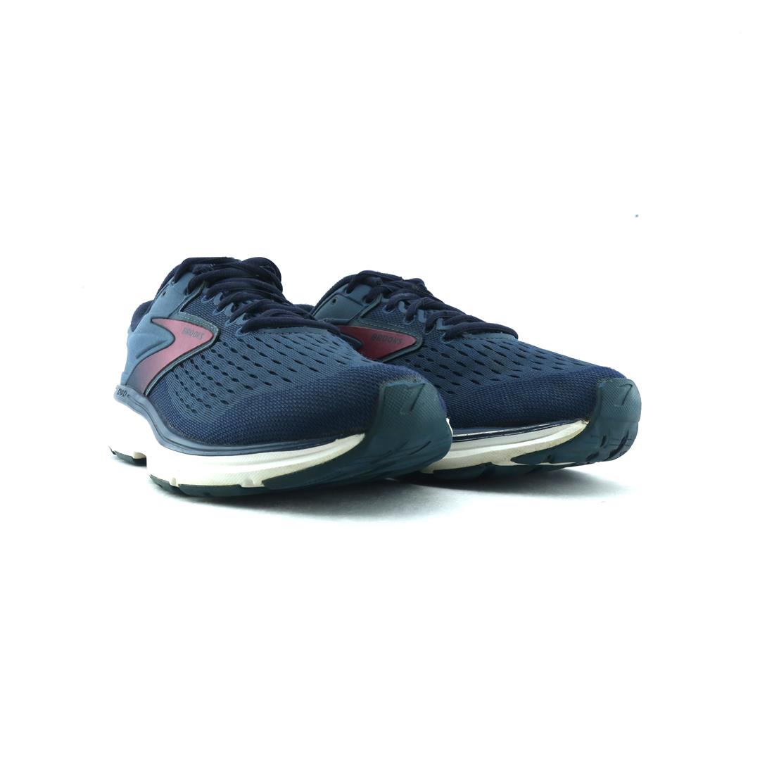 DYAD 11