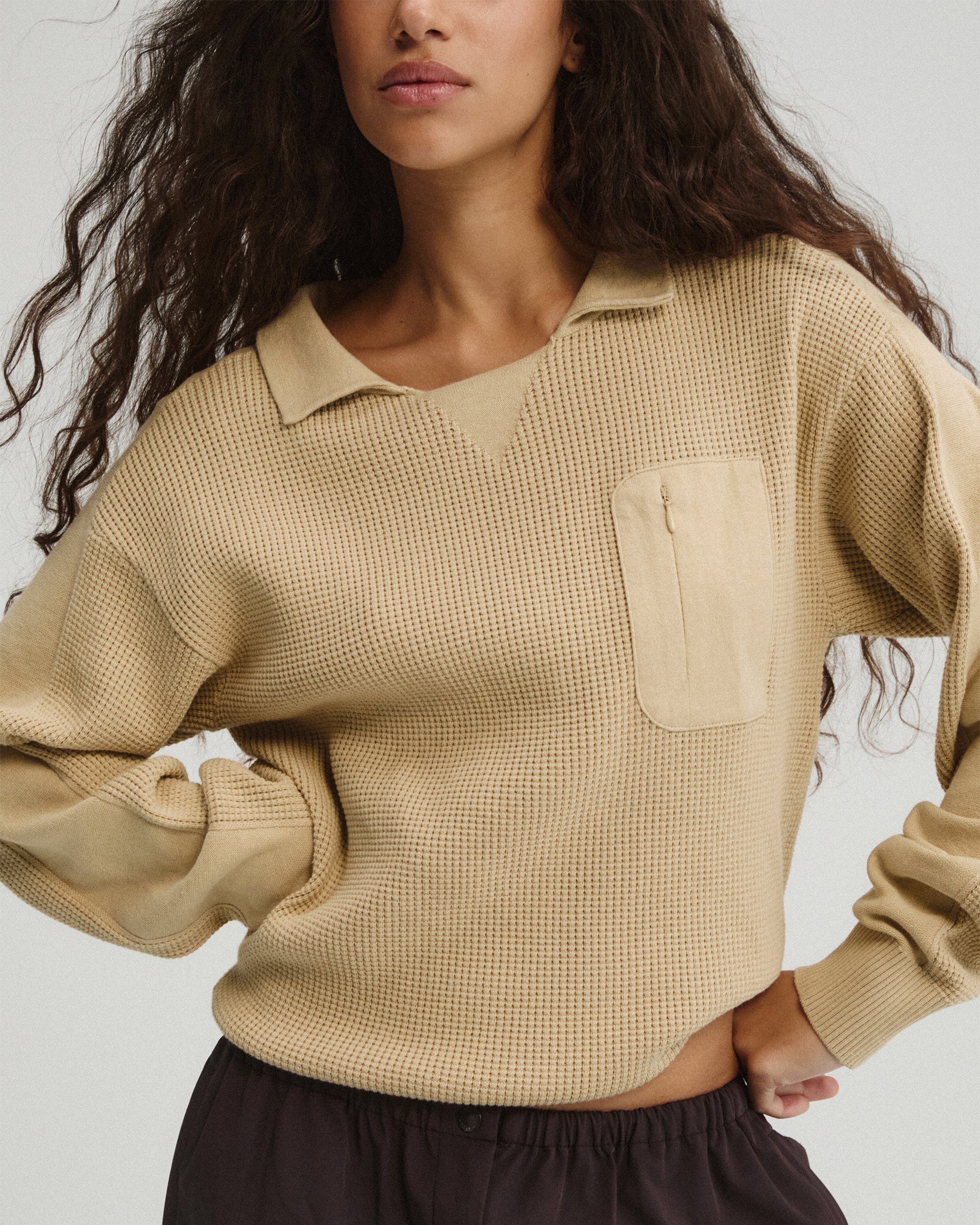 Knit Panelled Pocket Sweatshirt - Caramel Beige