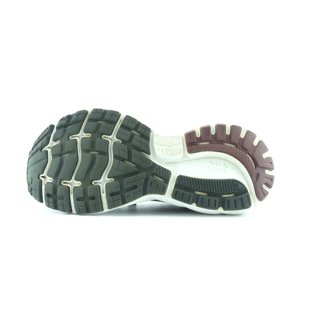GHOST 13