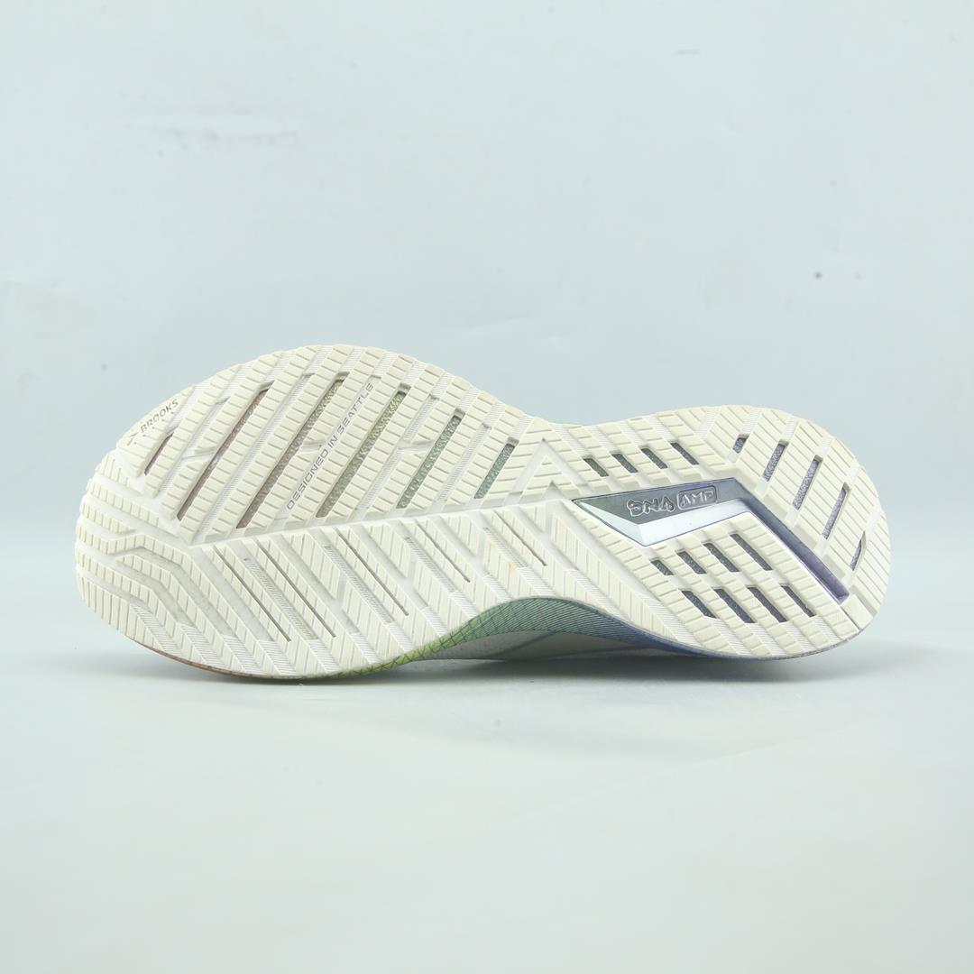 LEVITATE 5