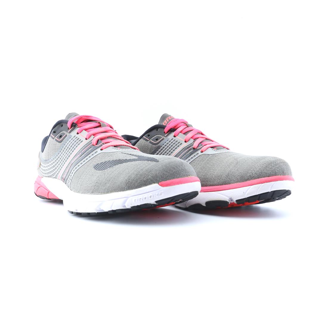 PURE CADENCE 6