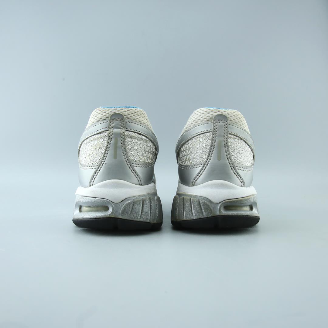 AIR MAX MOTO 9