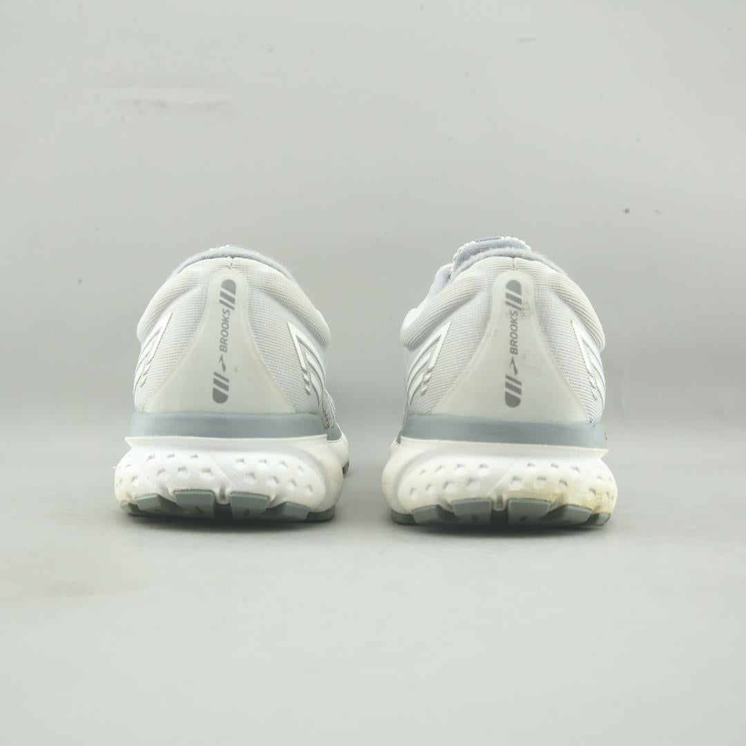 GHOST 13