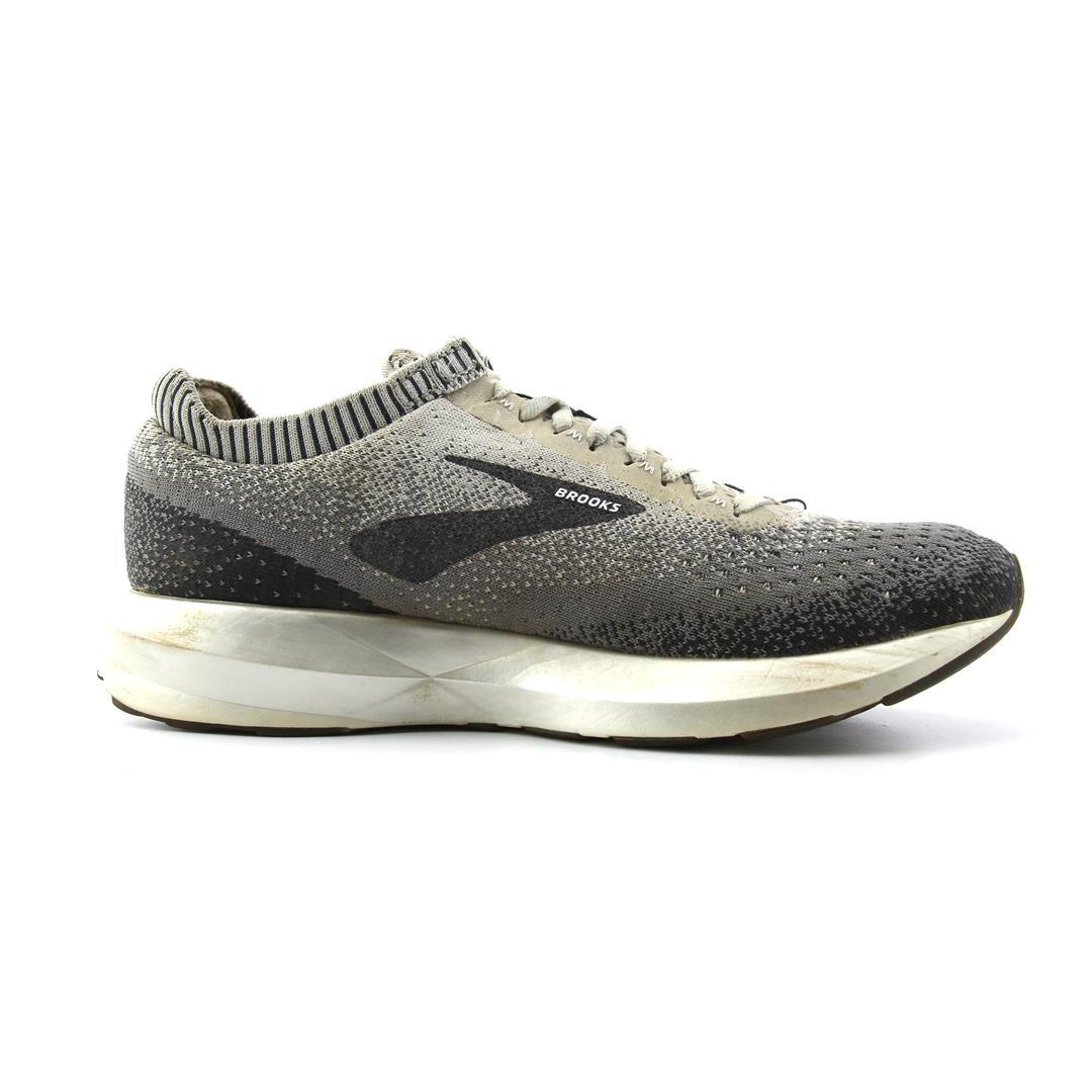 LEVITATE 2