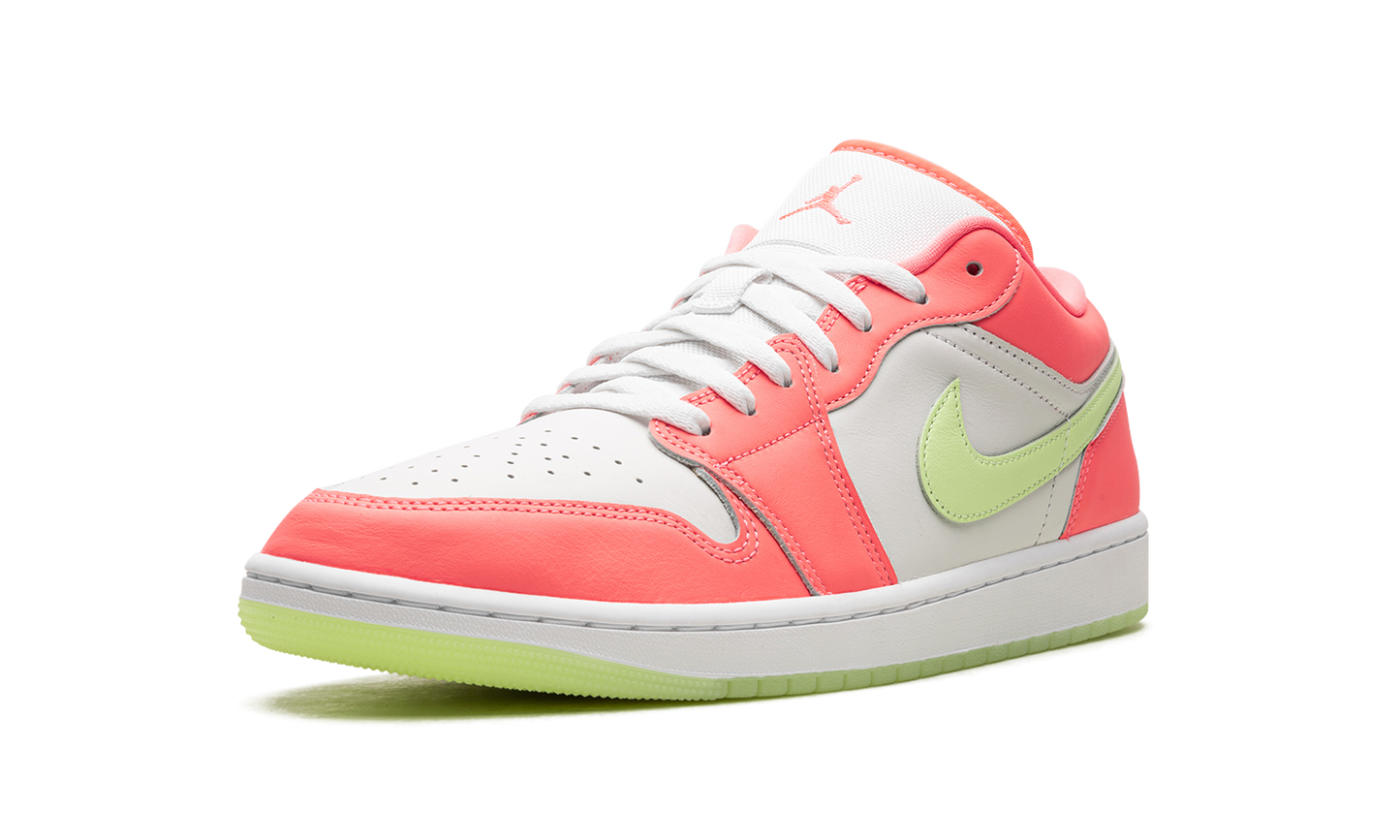 1 Low SE "Lava Glow" FN6772 671