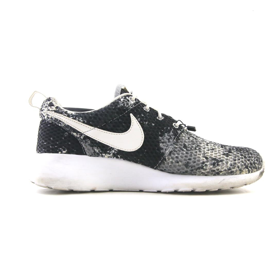 ROSHE ONE
