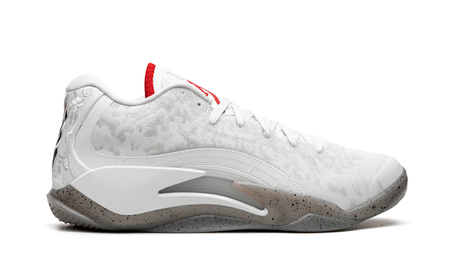 Zion 3 "White/University Red" DR0675 106