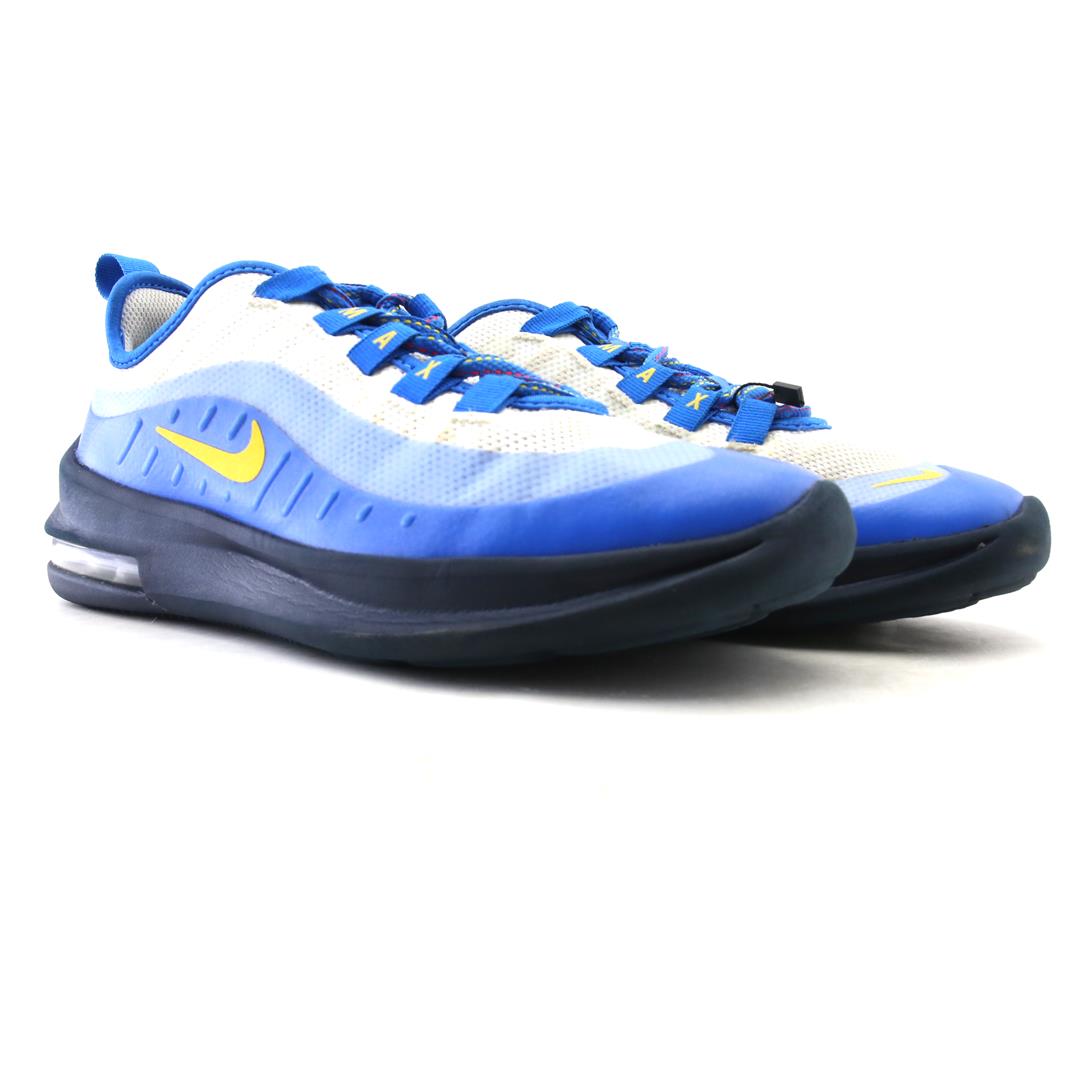 AIR MAX AXIS