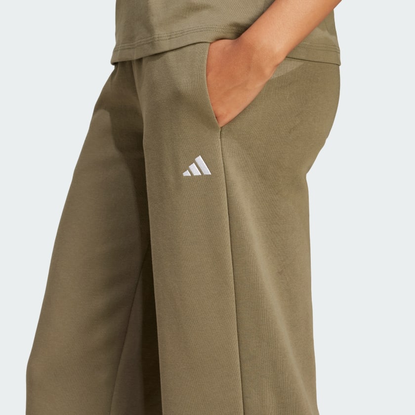Women's adidas Essentials Small Logo Feel Cozy Open-Hem Pants