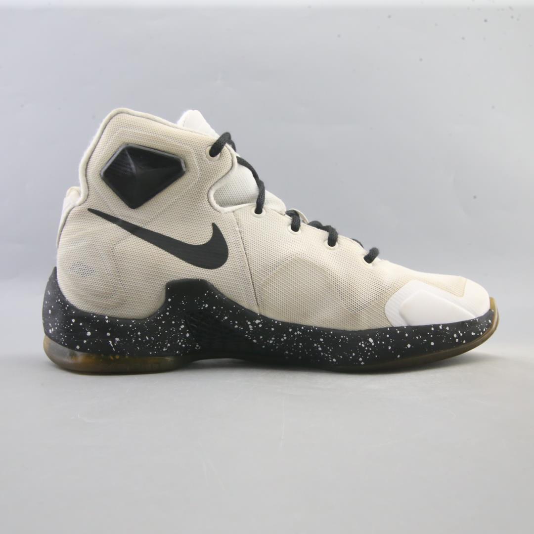LEBRON JAMES XIII 13