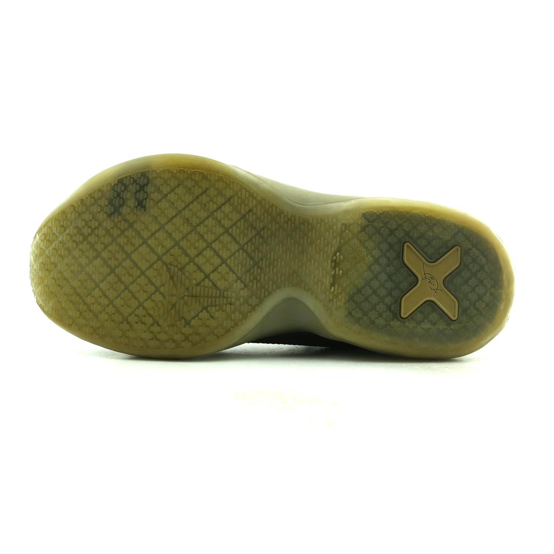 KOBE BRYANT X 10
