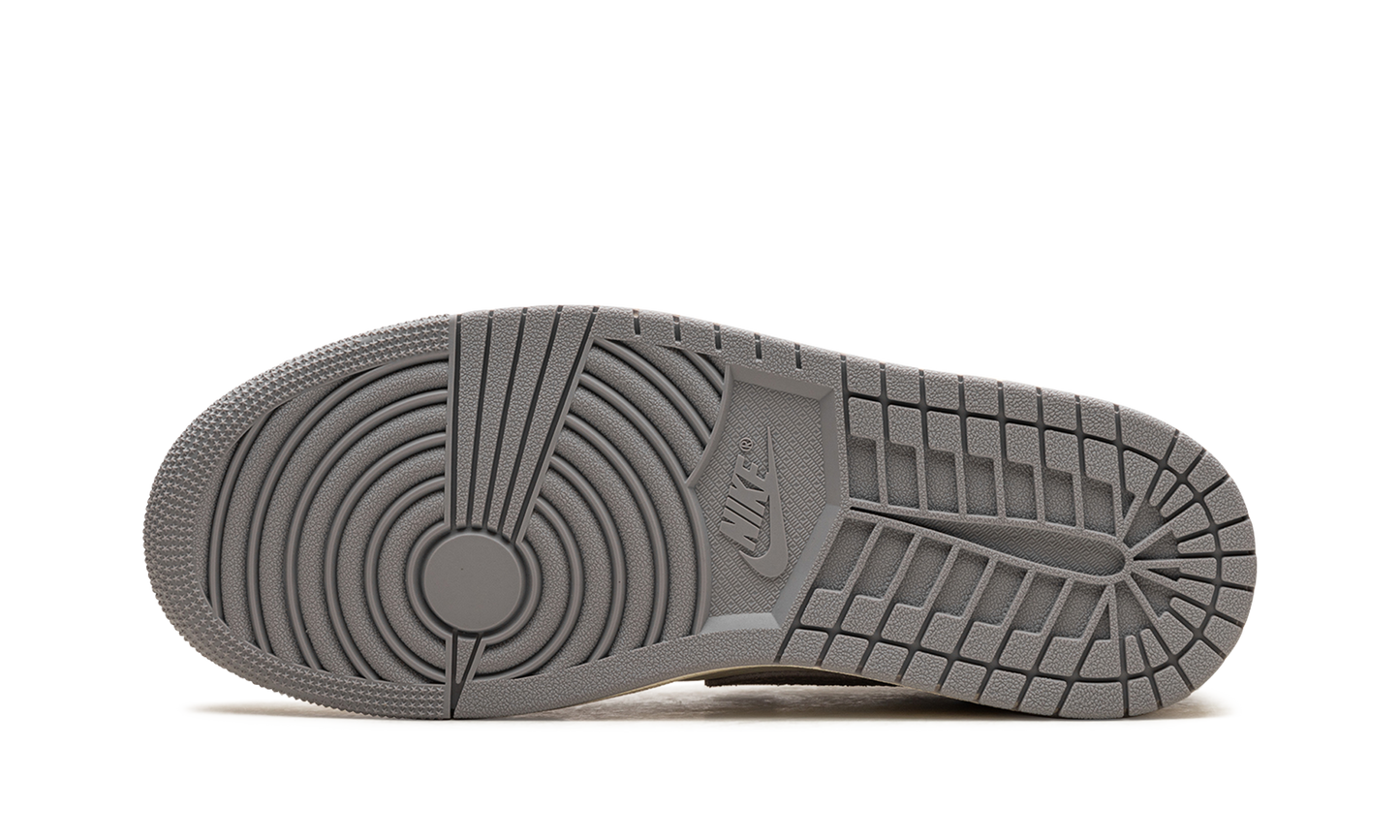 1 Low EX "Atmosphere Grey" CZ0790 101