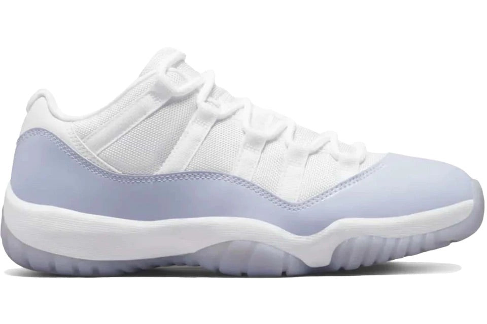 11 Retro Low Pure Violet (W)