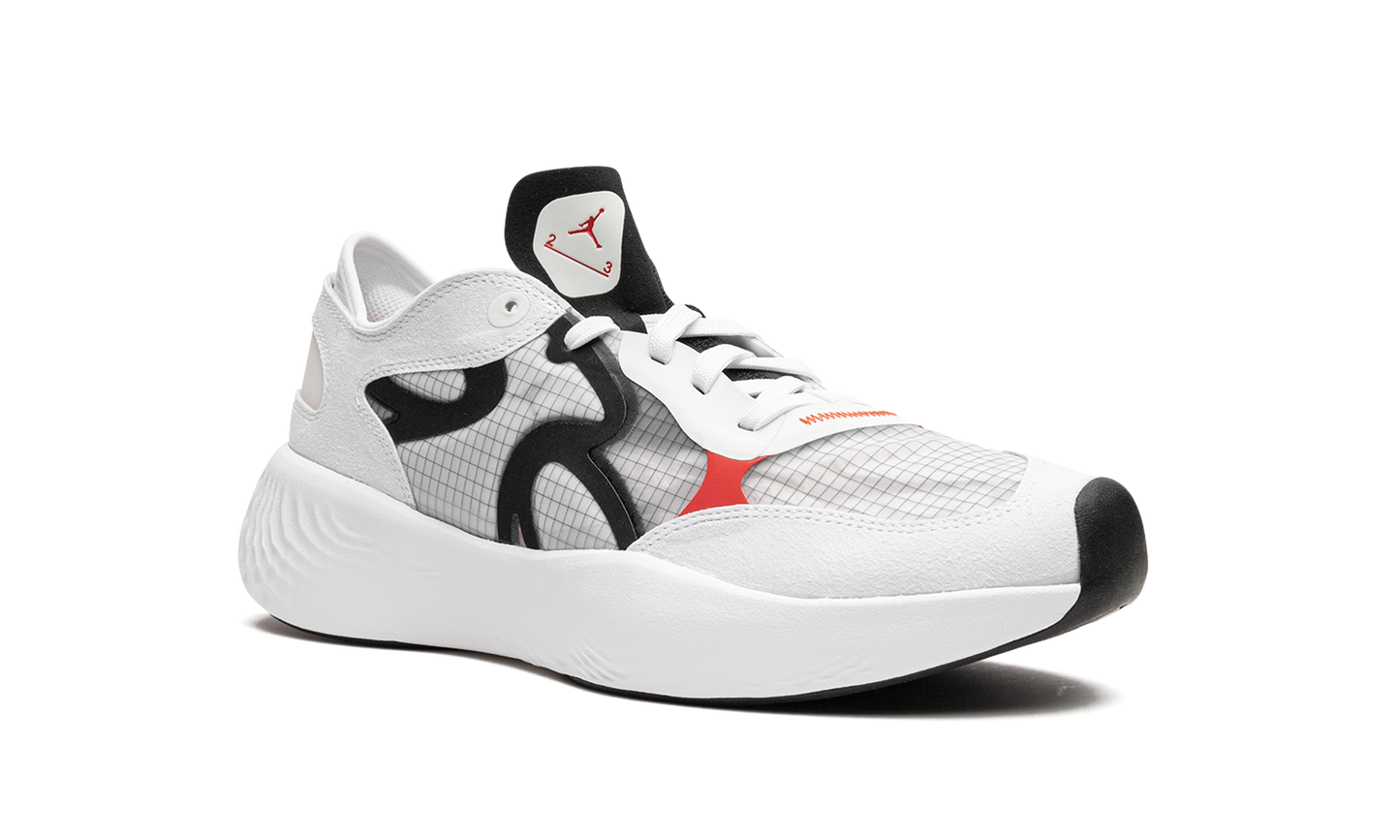 Delta 3 Low "White" DN2647 160