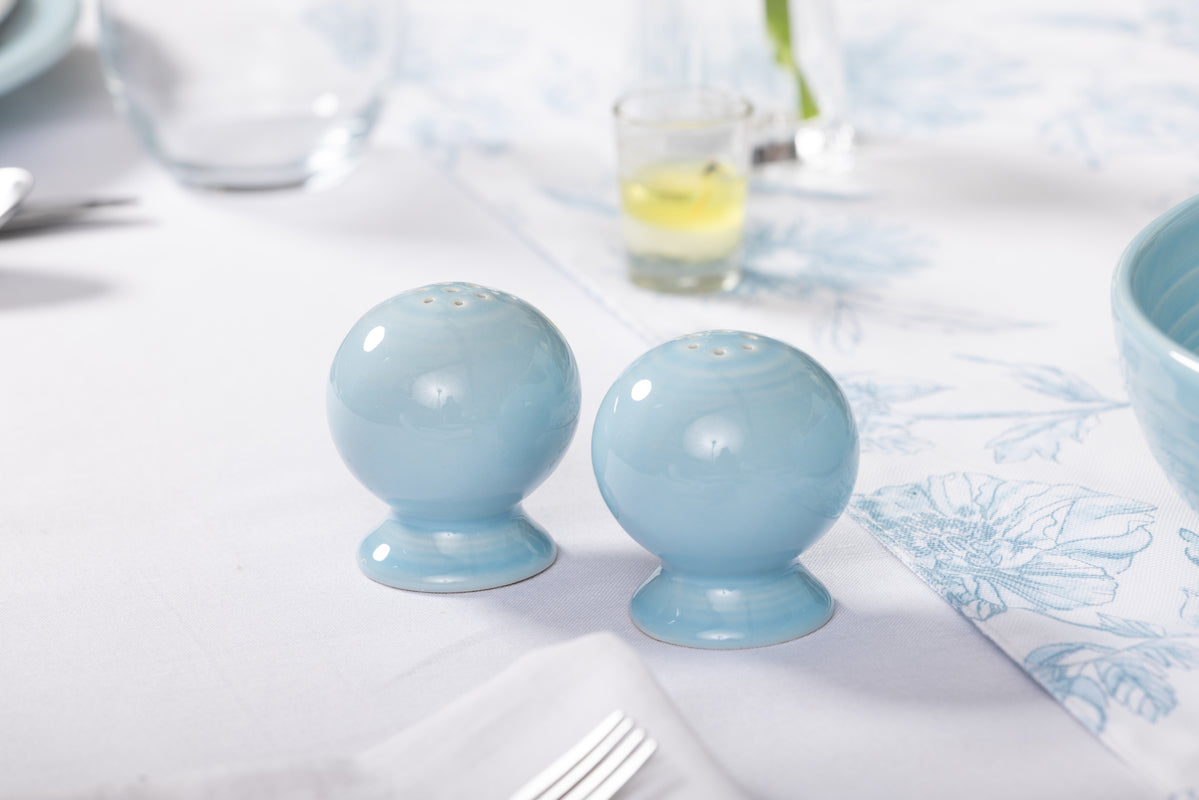 2 5/8 Inch Salt and Pepper Shaker Set