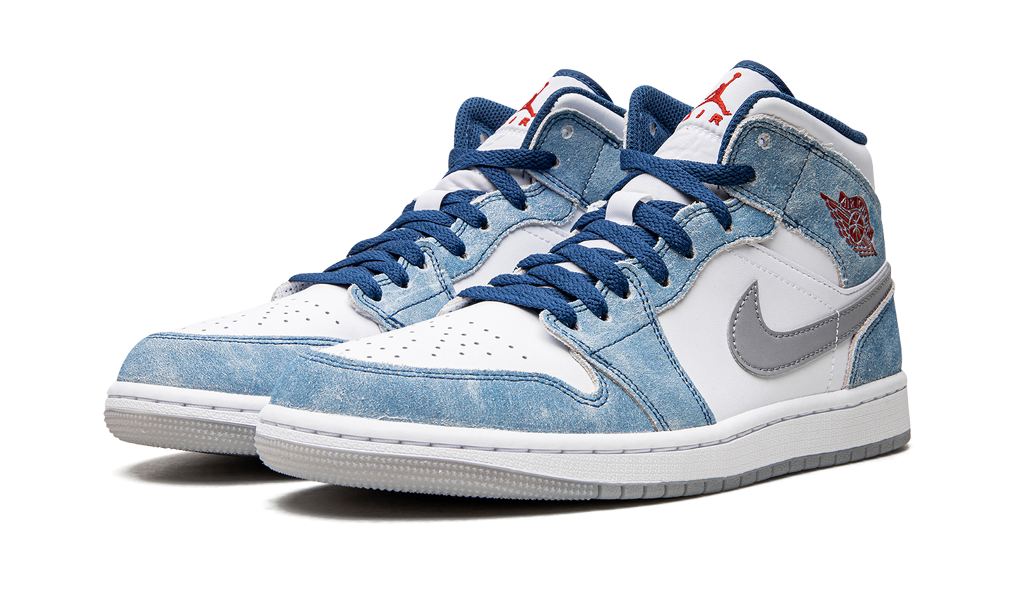 1 Mid "French Blue" DN3706 401